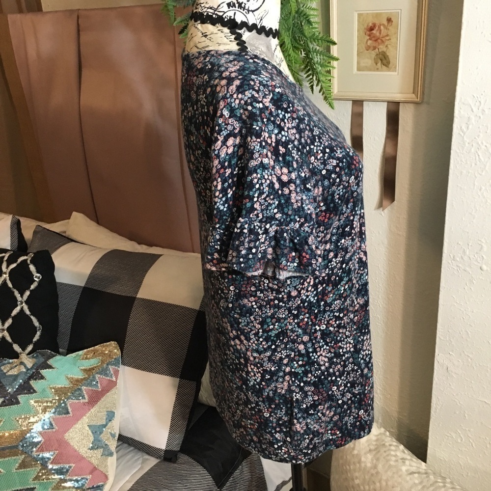 LOFT outlet floral ruffle sleeve top - Picture 4 of 7